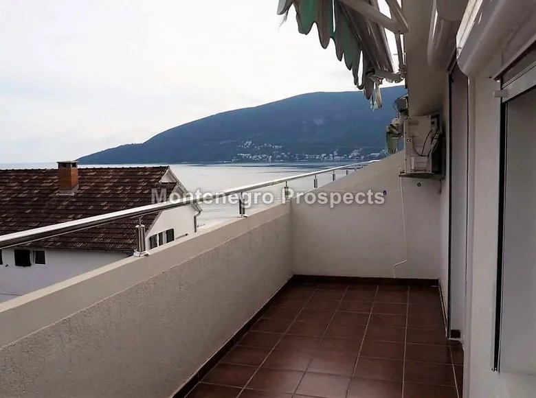 Apartment 46 m² Igalo, Montenegro