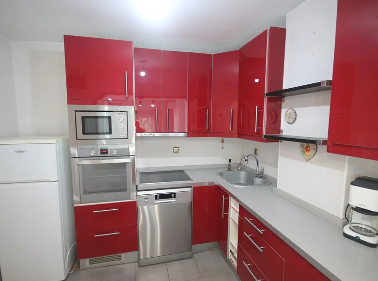 Квартира 2 спальни 84 м² Михас, Испания