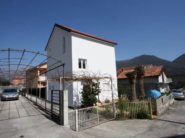 Haus 2 Schlafzimmer 148 m² Montenegro, Montenegro