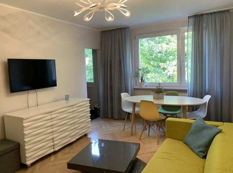 2 room apartment 37 m² in Warsaw, Poland