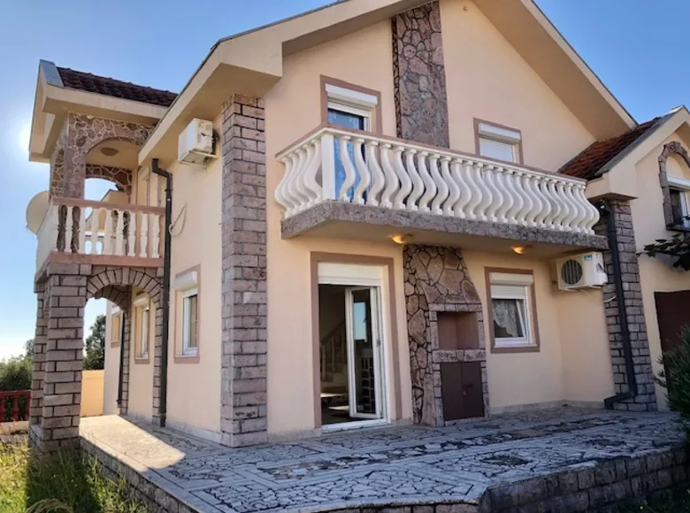 5 bedroom house 180 m² Montenegro, Montenegro