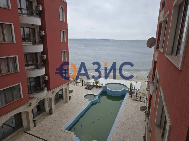 Квартира 3 комнаты 87 м² Несебр, Болгария