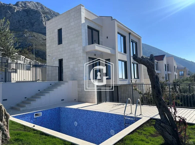 Adosado 4 habitaciones 140 m² Petrovac, Montenegro