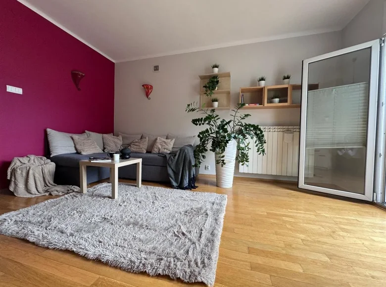 2 room apartment 44 m² Warsaw, Poland