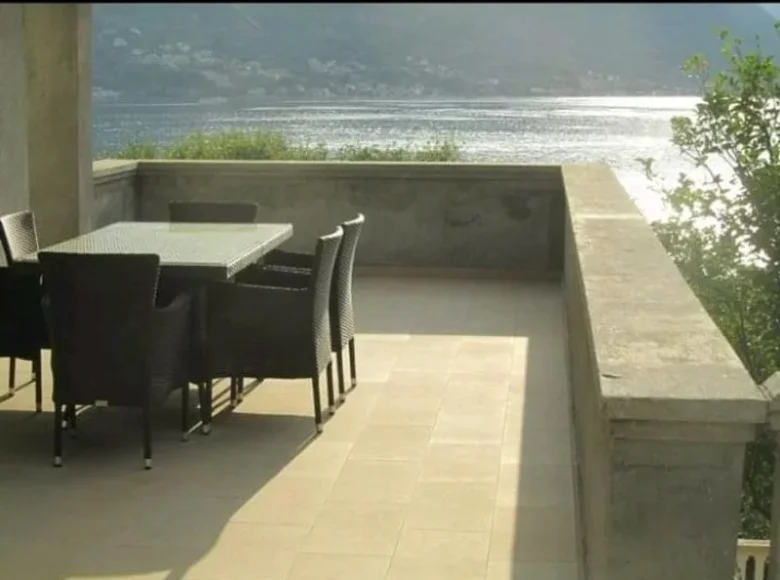 House 280 m² Montenegro, Montenegro