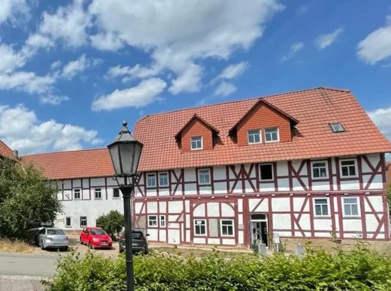 Maison des revenus 882 m² à Wolfhagen, Allemagne