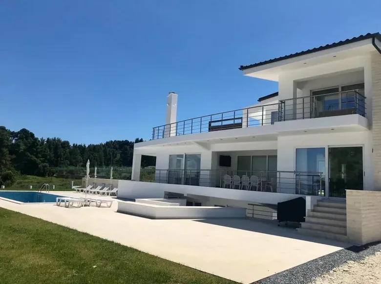 5 bedroom villa 250 m² Kassandra Municipality, Greece