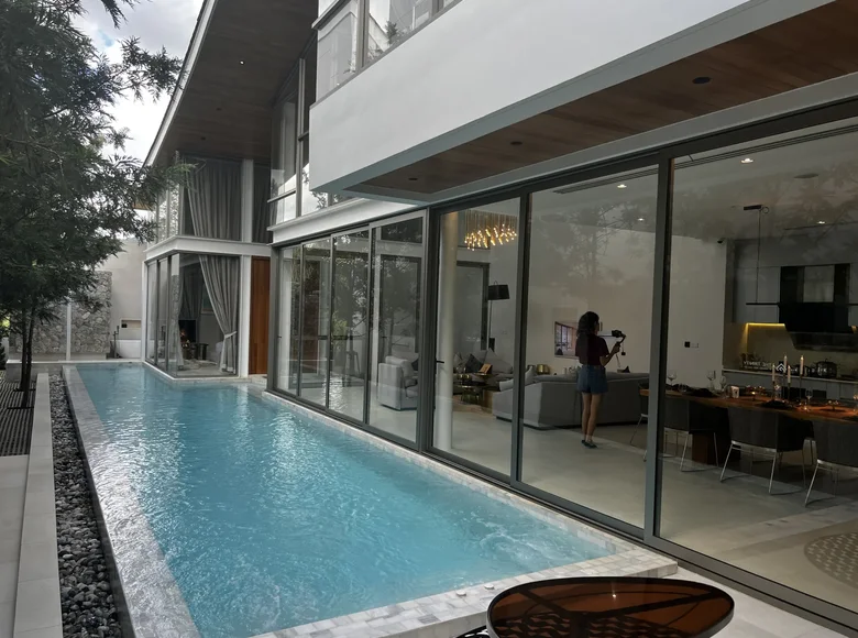 4 bedroom Villa 488 m² Choeng Thale, Thailand