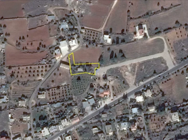 Atterrir 100 335 m² Yeni Erenkoey, Chypre du Nord