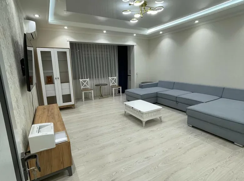 Kvartira 3 xonalar 72 m² Toshkentda