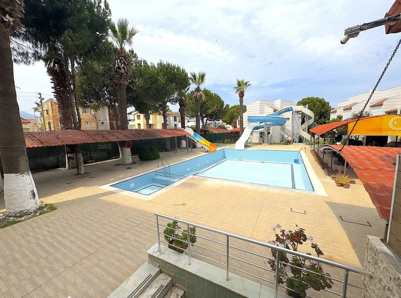 Nieruchomości komercyjne 6 000 m² Kusadasi, Turcja