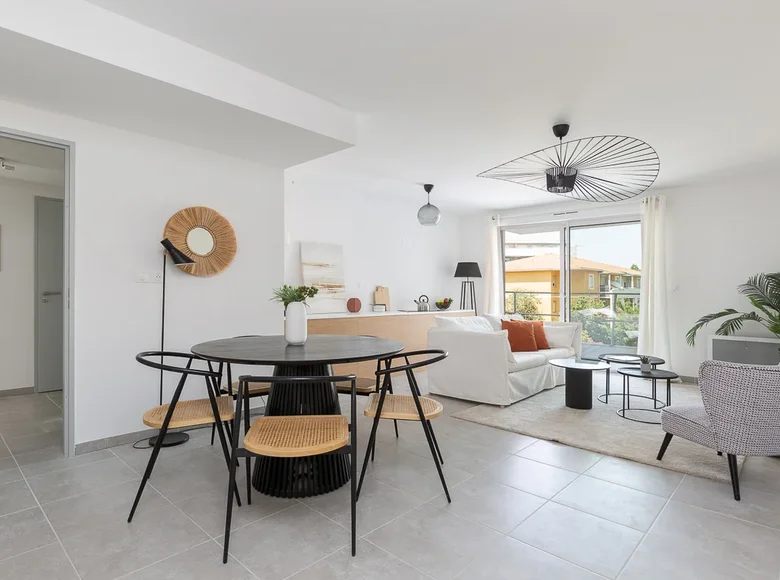 4 bedroom apartment 79 m² Marseille, France