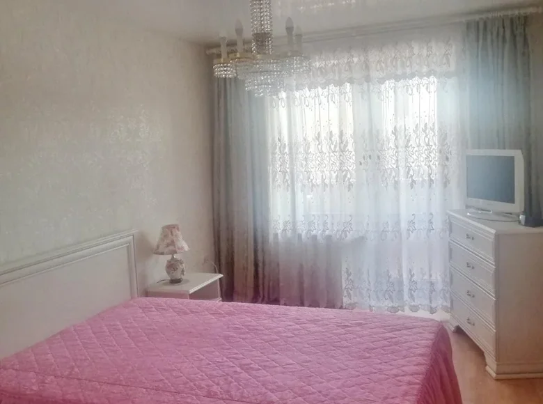 Mieszkanie 3 pokoi 65 m² Nowopołock, Białoruś