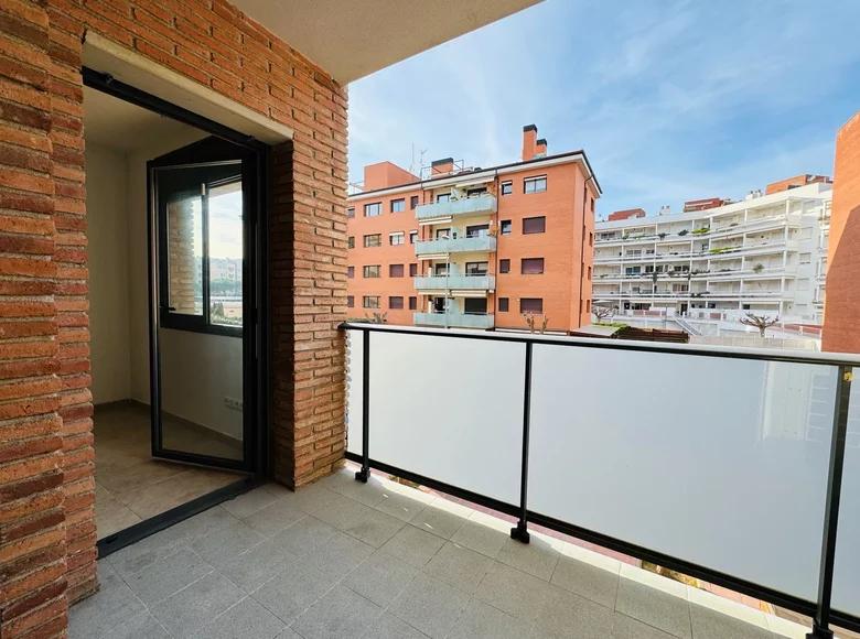 Mieszkanie 1 pokój 62 m² Lloret de Mar, Hiszpania