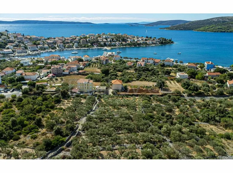 Land 1 259 m² Vrsine, Croatia