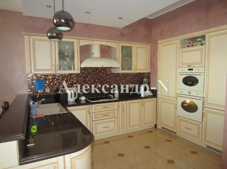 Mieszkanie 3 pokoi 156 m² Siewierodonieck, Ukraina