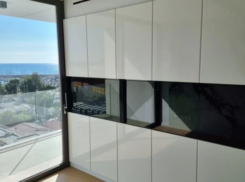 3 bedroom apartment 134 m² Larnaca, Cyprus