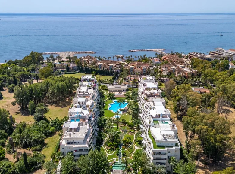 Квартира 3 спальни 225 м² Марбелья, Испания