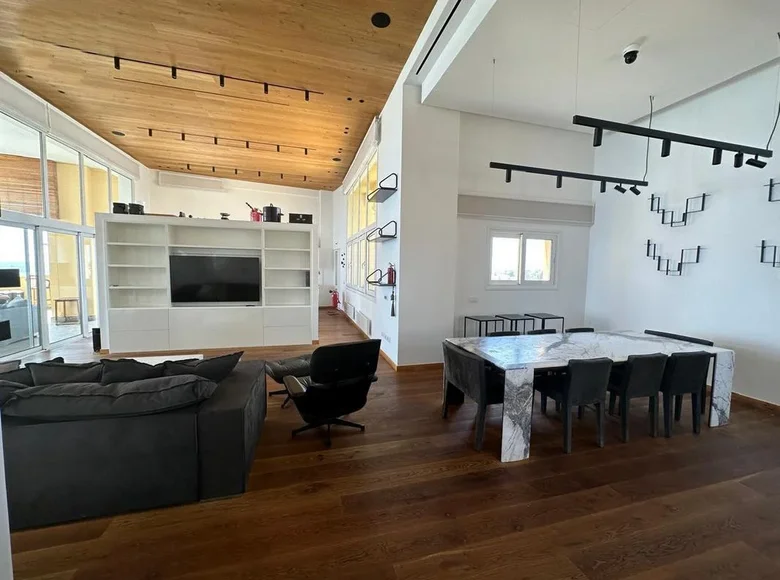 Wohnung 3 Schlafzimmer 377 m² Limassol, Zypern