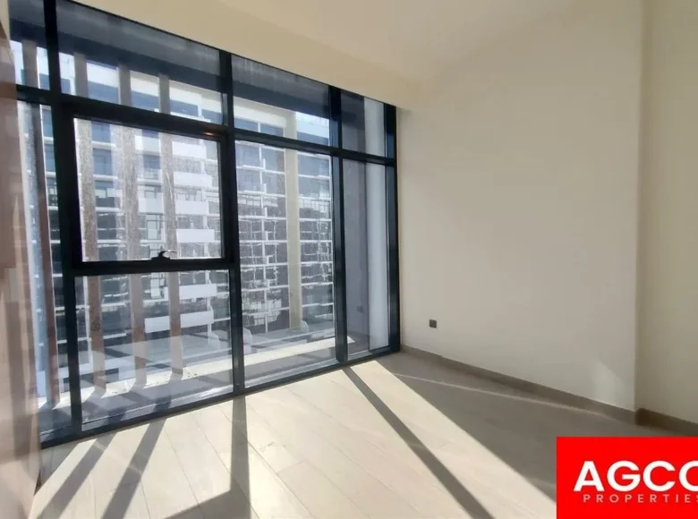 1 bedroom apartment 648 m² Dubai, United Arab Emirates