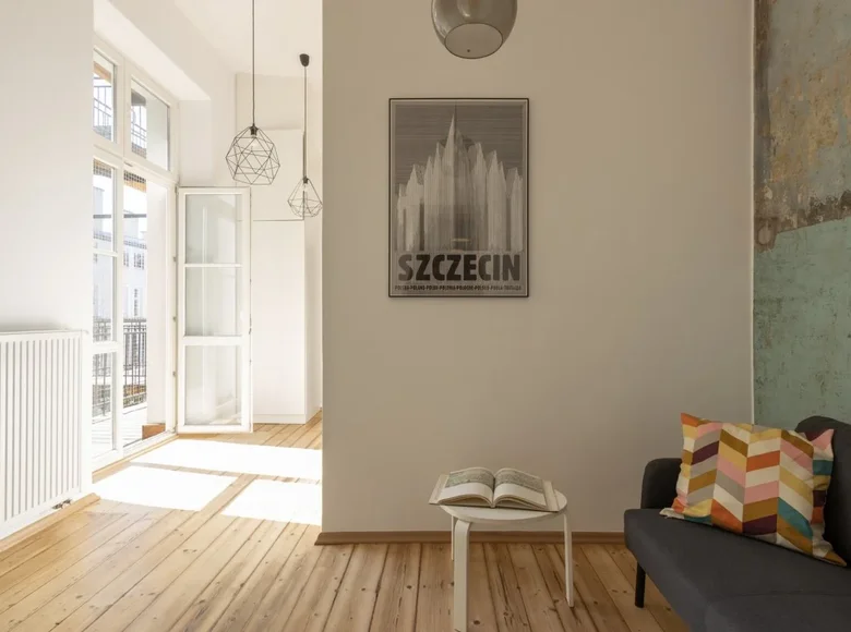 Mieszkanie 4 pokoi 96 m² Kraków, Polska