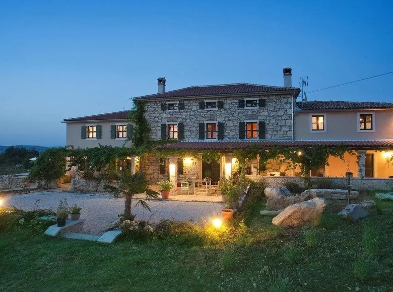 villa de 7 chambres 387 m² Grad Porec, Croatie