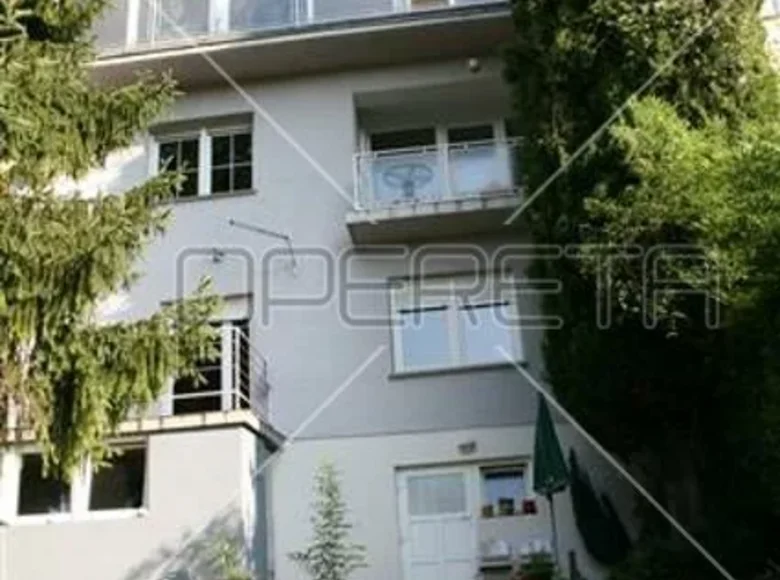 7 room house 297 m² Zagreb, Croatia