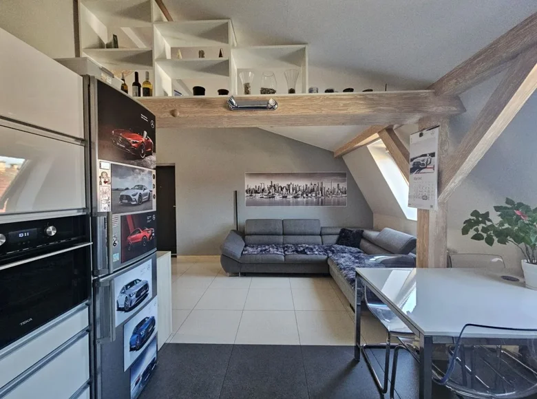 Квартира 3 комнаты 55 м² Лодзь, Польша