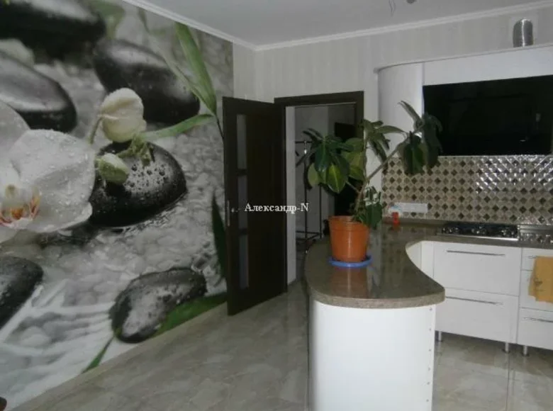 4 room house 220 m² Odessa, Ukraine