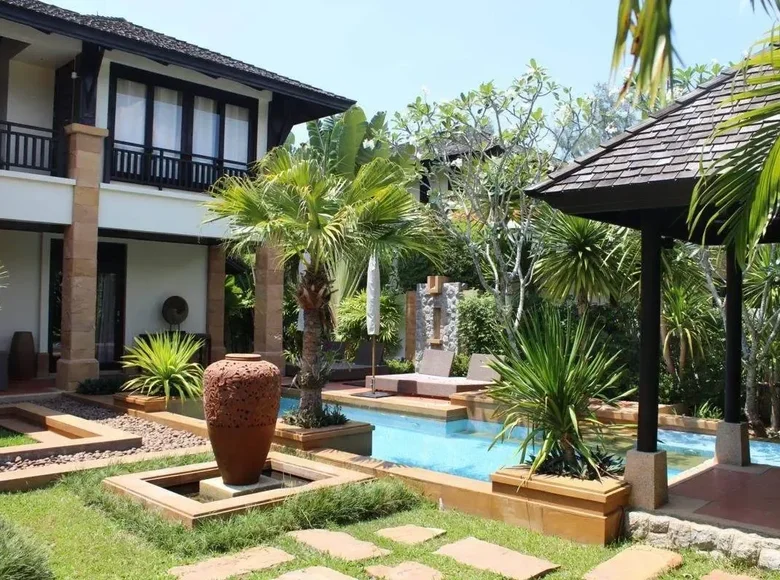 Villa de 3 habitaciones 350 m² Phuket, Tailandia