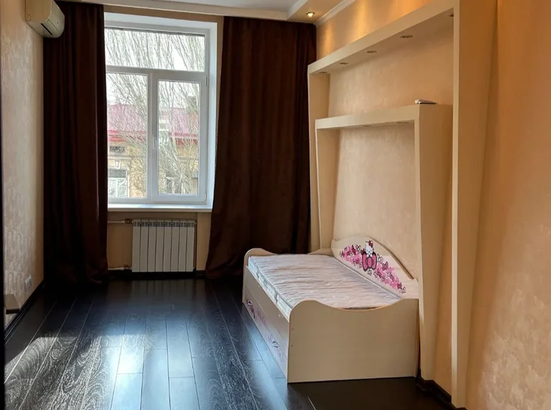 Mieszkanie 2 pokoi 68 m² Odessa, Ukraina