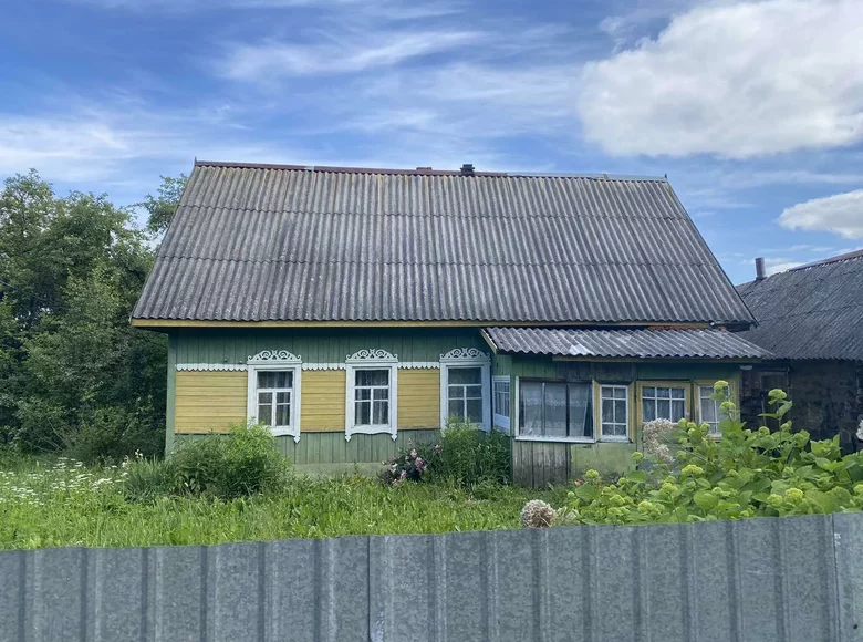 Casa 60 m² Krapivienski sielski Saviet, Bielorrusia