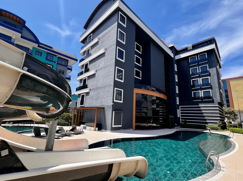 2 bedroom apartment 80 m² Muratpasa, Turkey