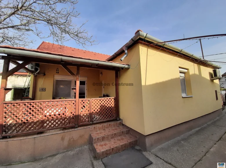 Dom 3 pokoi 80 m² Szekesfehervari jaras, Węgry