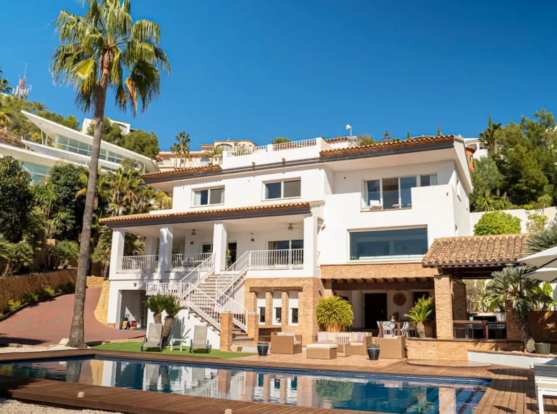 Villa 4 chambres 530 m² l Alfas del Pi, Espagne