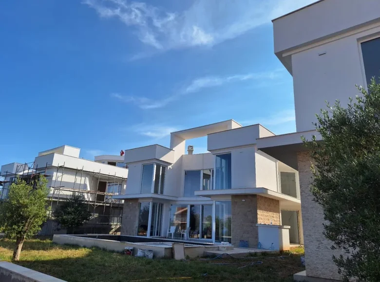 villa de 3 chambres 467 m² Krimovice, Monténégro