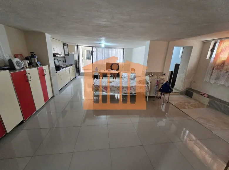 Квартира 2 комнаты 95 м² Дуррес, Албания