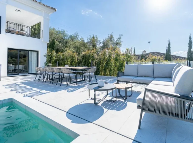 6 bedroom house  Marbella, Spain