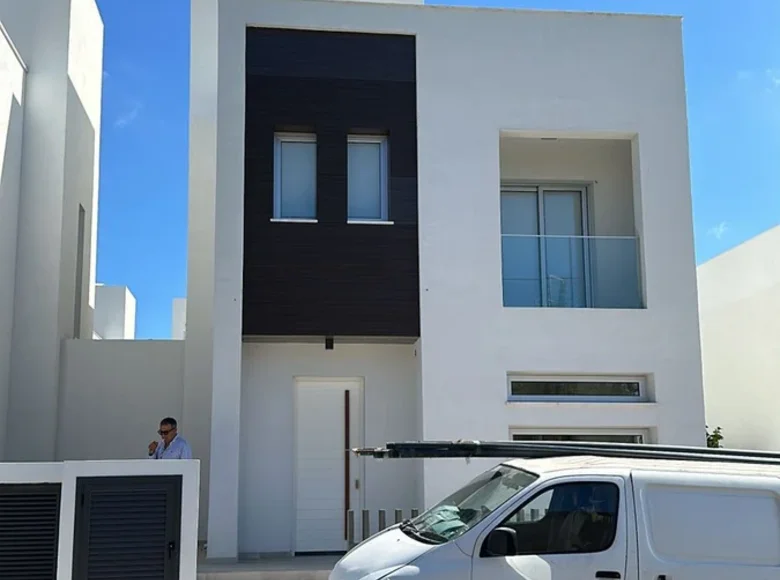 3 bedroom house 192 m² Konia, Cyprus