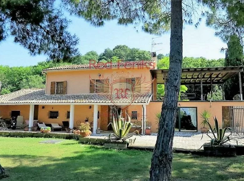 Villa de 3 habitaciones 200 m² Campofilone, Italia