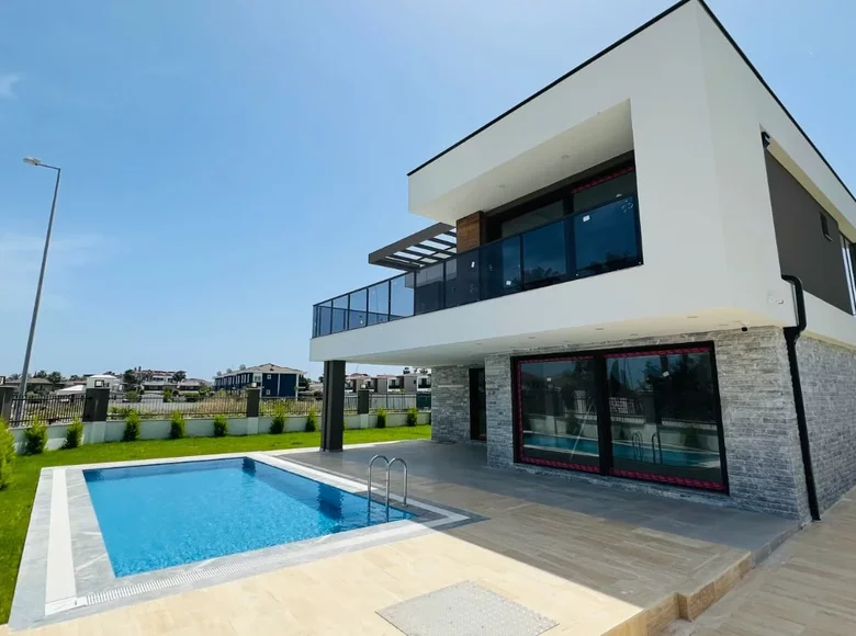 Apartamento 5 habitaciones  Kemer, Turquía