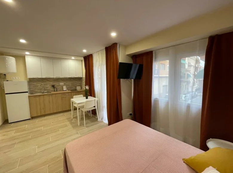 3 bedroom apartment  Alicante, Spain