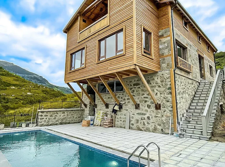 Adosado 7 habitaciones 400 m² Catak, Turquía