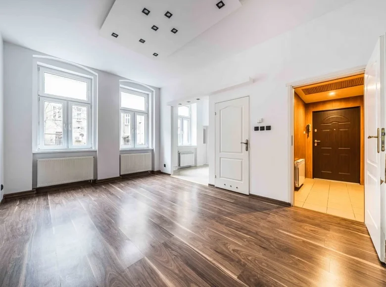 Mieszkanie 2 pokoi 54 m² Poznań, Polska