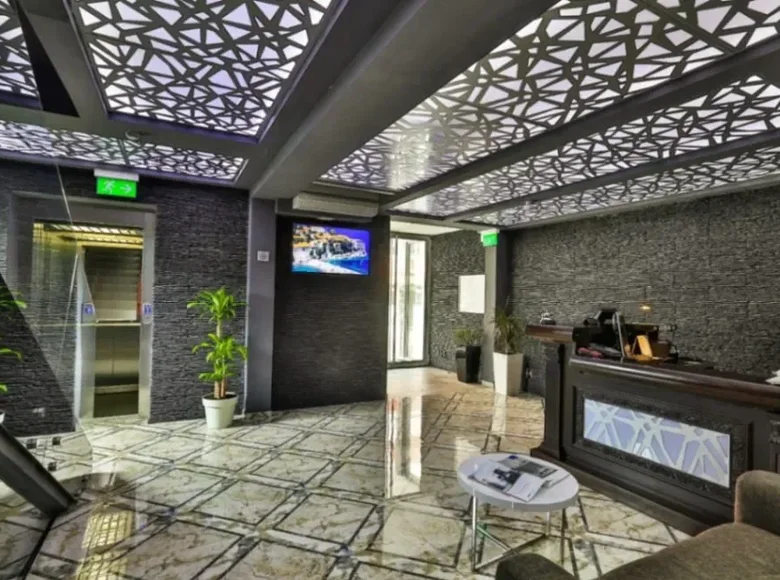 Hotel 950 m² en Becici, Montenegro