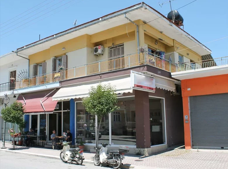 Commercial property 250 m² in Korinos, Greece