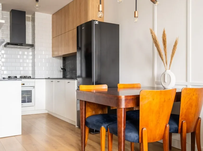 Mieszkanie 2 pokoi 40 m² w Warszawa, Polska