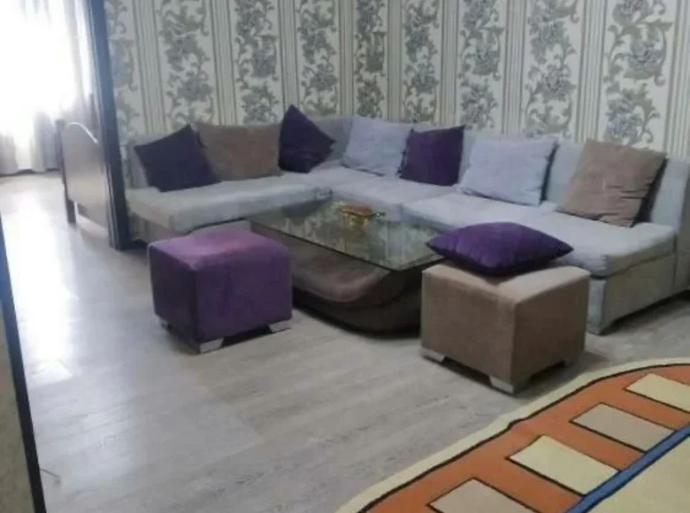 Kvartira 3 xonalar 70 m² Toshkentda