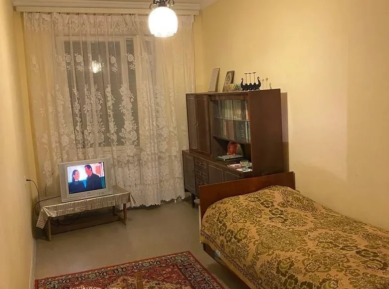 Kvartira 3 xonalar 67 m² Toshkentda