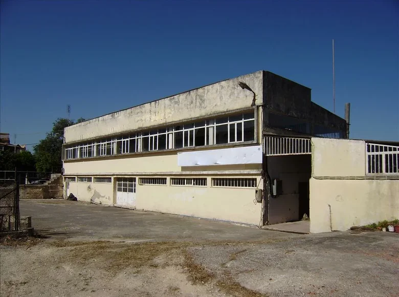 Commercial property 560 m² in Kanali, Greece